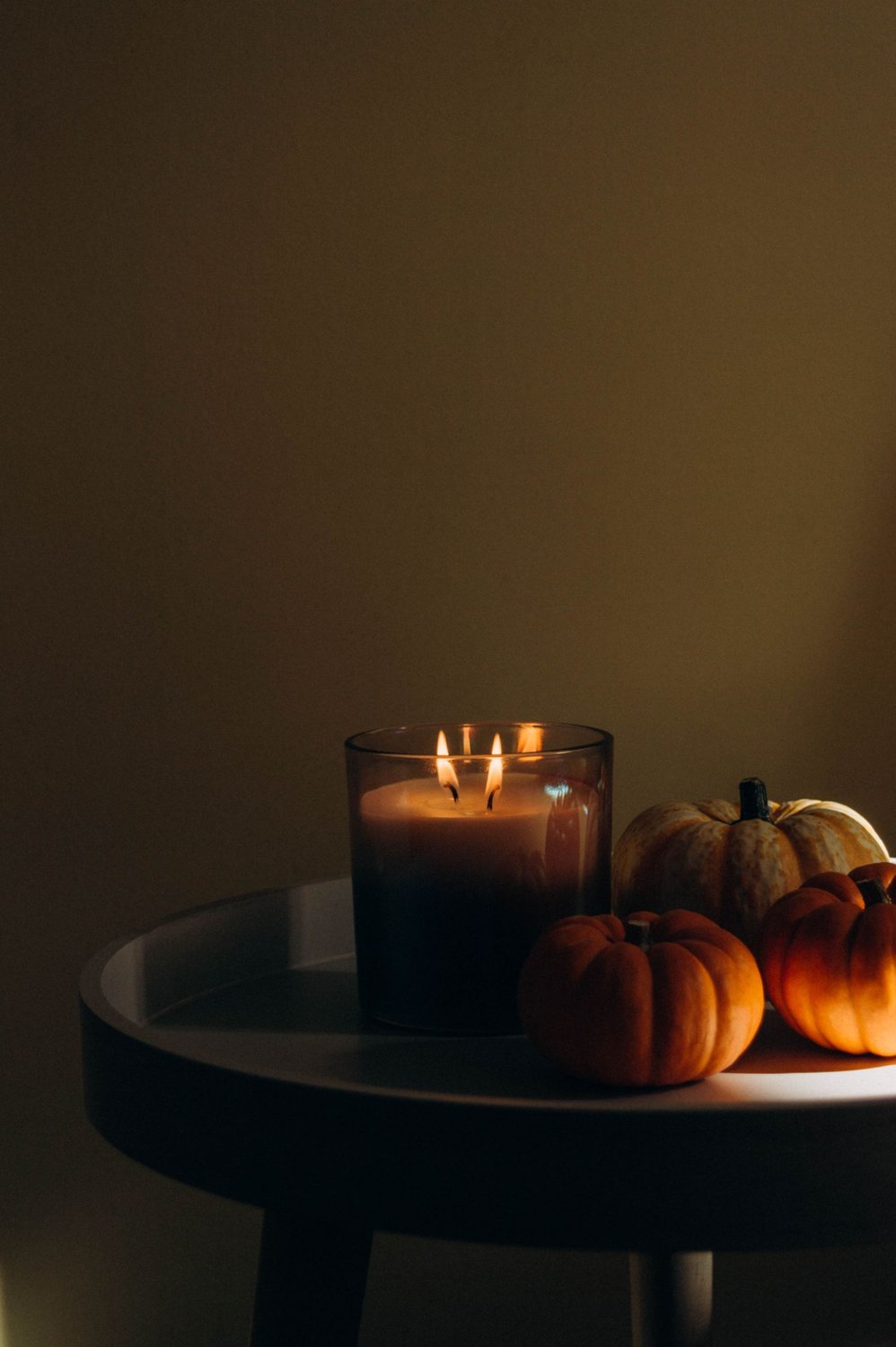 15 Thanksgiving Table Decor Ideas (Easy, Cozy and Budget-Friendly)